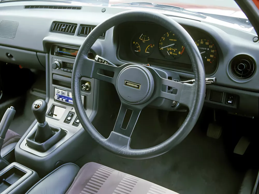 Автомобиль Mazda Savanna RX-7 I (SA) Рестайлинг Купе