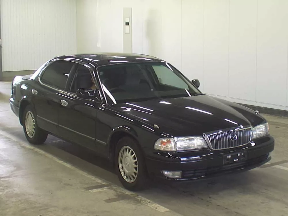 Автомобиль Mazda Sentia II (HE) Седан