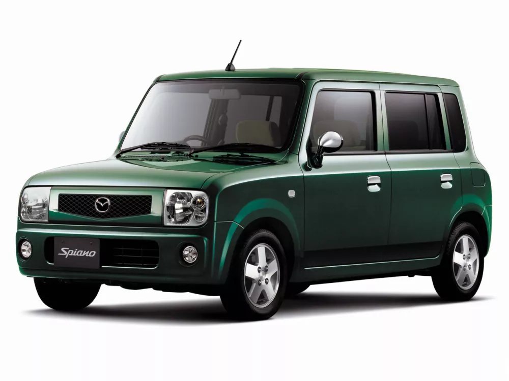 Автомобиль Mazda Spiano Хэтчбек (5 дверей)