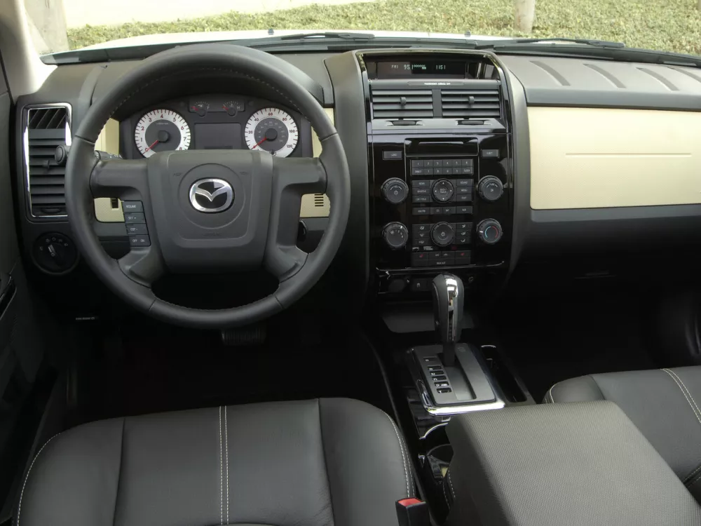 Автомобиль Mazda Tribute II Внедорожник (5 дверей)