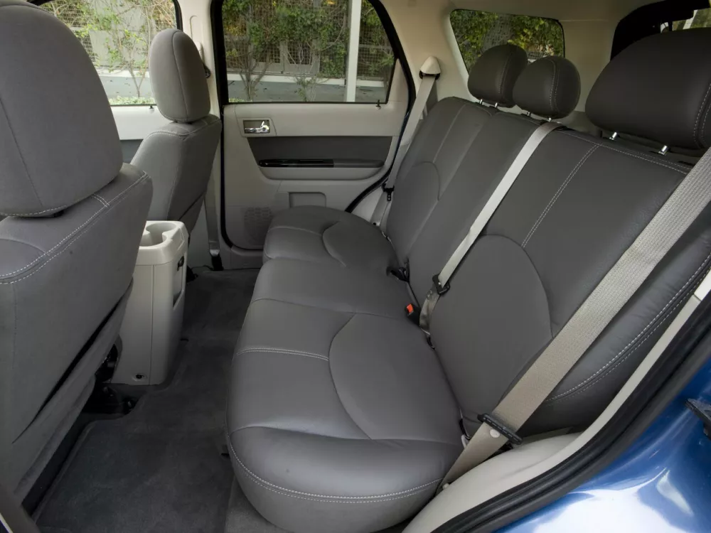 Автомобиль Mazda Tribute II Внедорожник (5 дверей)