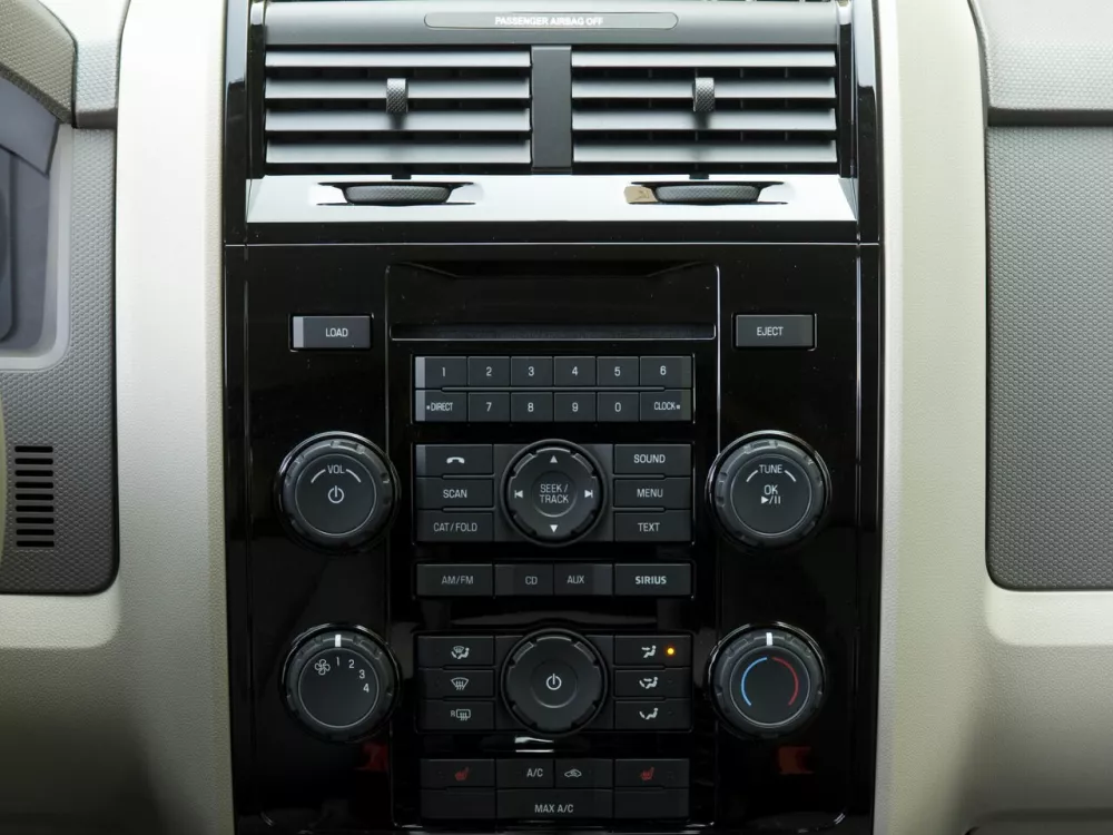 Автомобиль Mazda Tribute II Внедорожник (5 дверей)