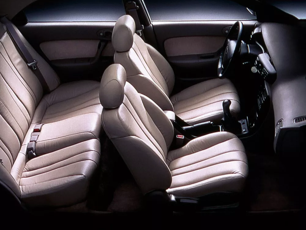 Автомобиль Mazda Xedos 6 Седан