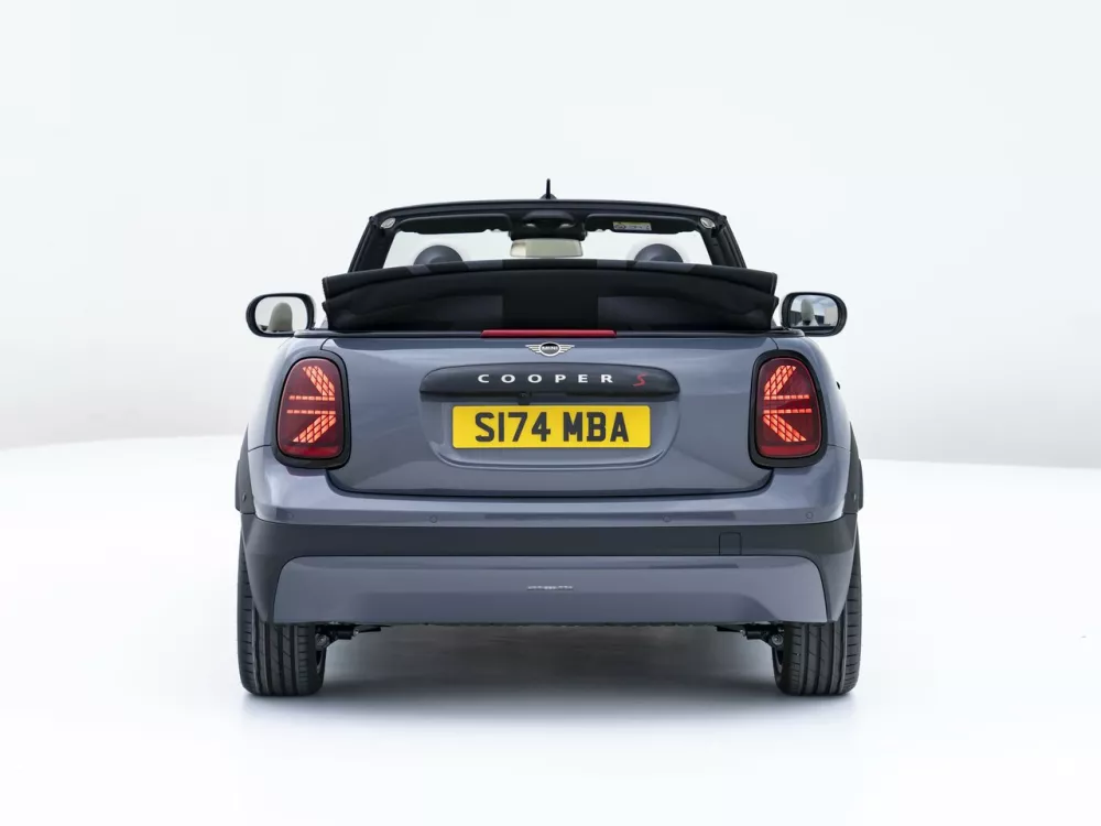 Автомобиль Mini Cabrio IV Кабриолет