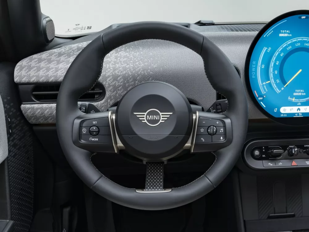 Автомобиль Mini Cabrio IV Кабриолет