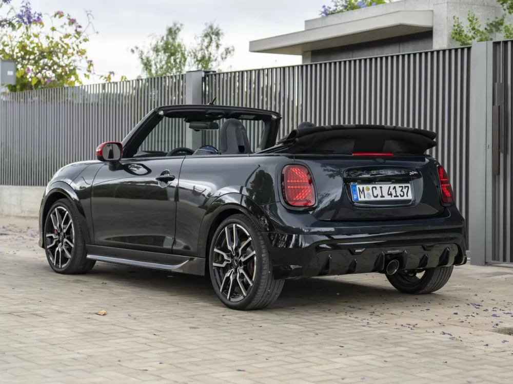 Автомобиль Mini Cabrio IV Кабриолет JCW