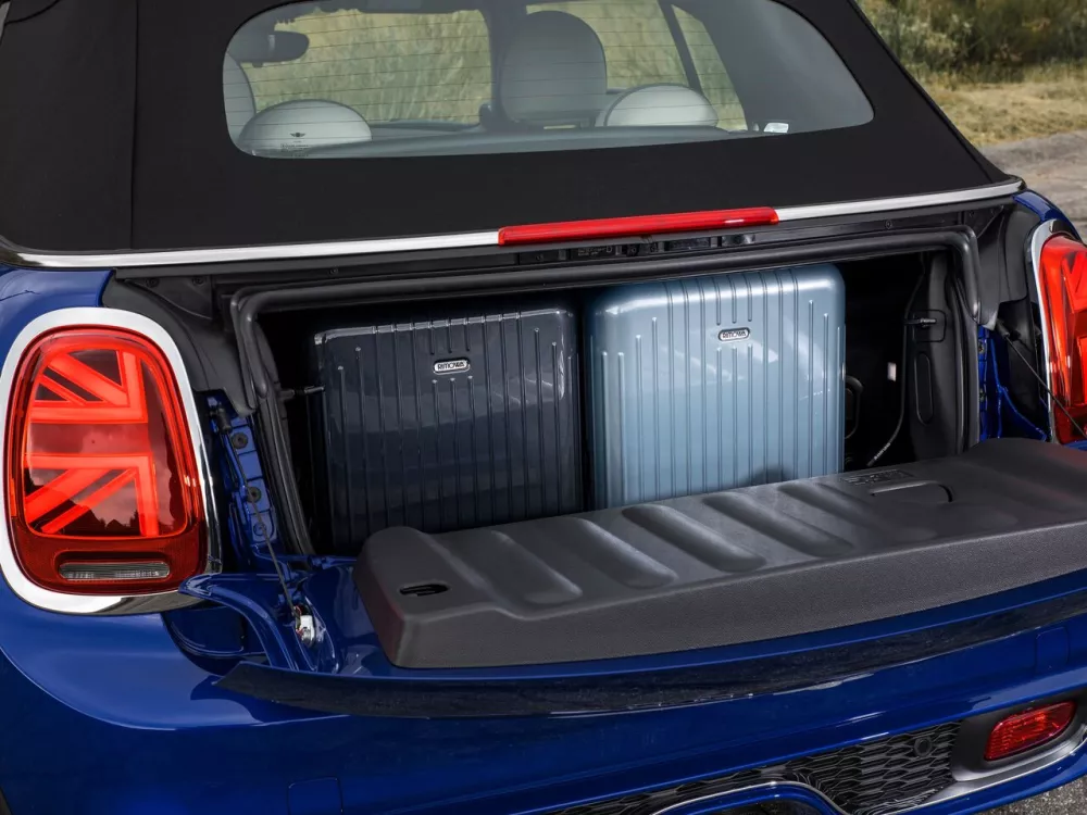 Автомобиль Mini Cabrio III Рестайлинг Кабриолет