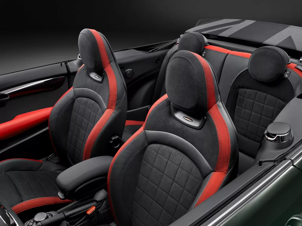 Автомобиль Mini Cabrio III Рестайлинг Кабриолет JCW