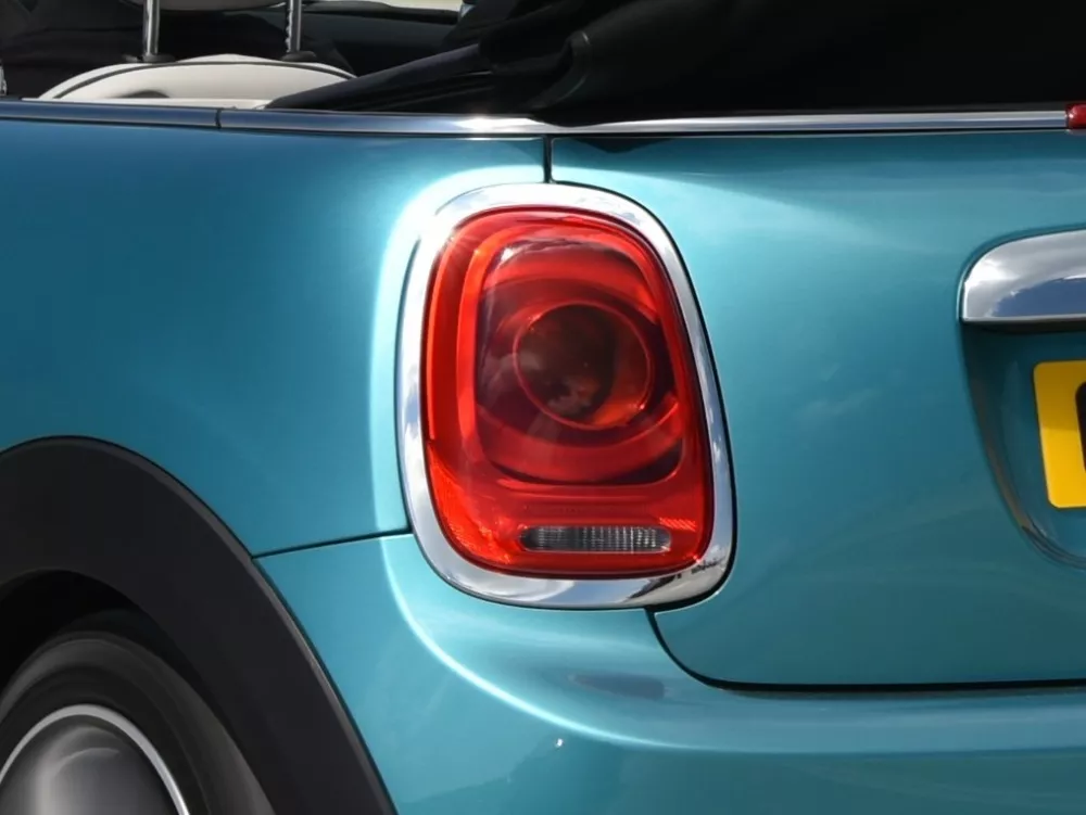 Автомобиль Mini Cabrio III Кабриолет