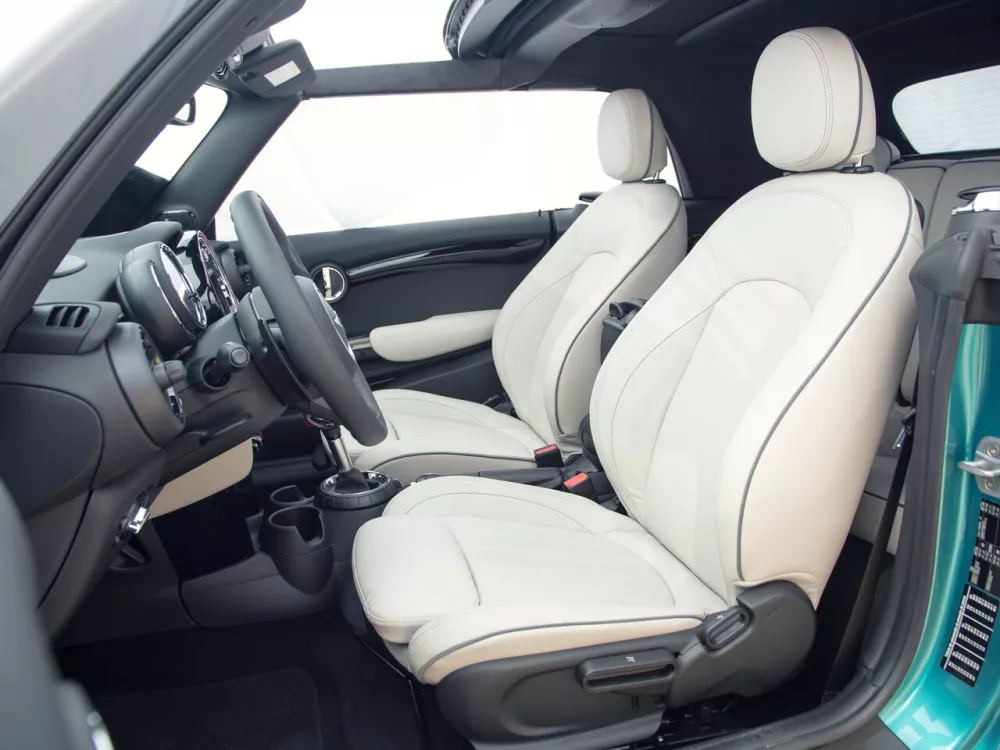 Автомобиль Mini Cabrio III Кабриолет Cooper S