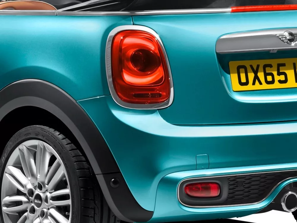 Автомобиль Mini Cabrio III Кабриолет Cooper S