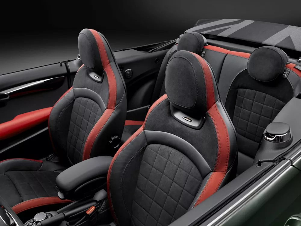 Автомобиль Mini Cabrio III Кабриолет JCW
