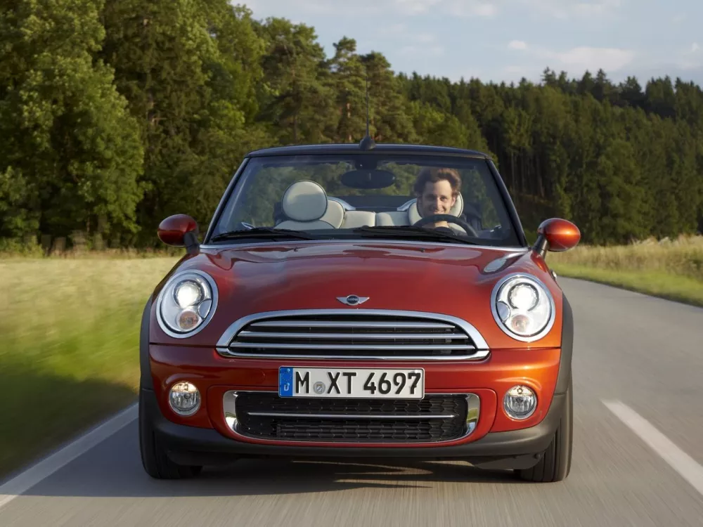 Автомобиль Mini Cabrio II Рестайлинг Кабриолет
