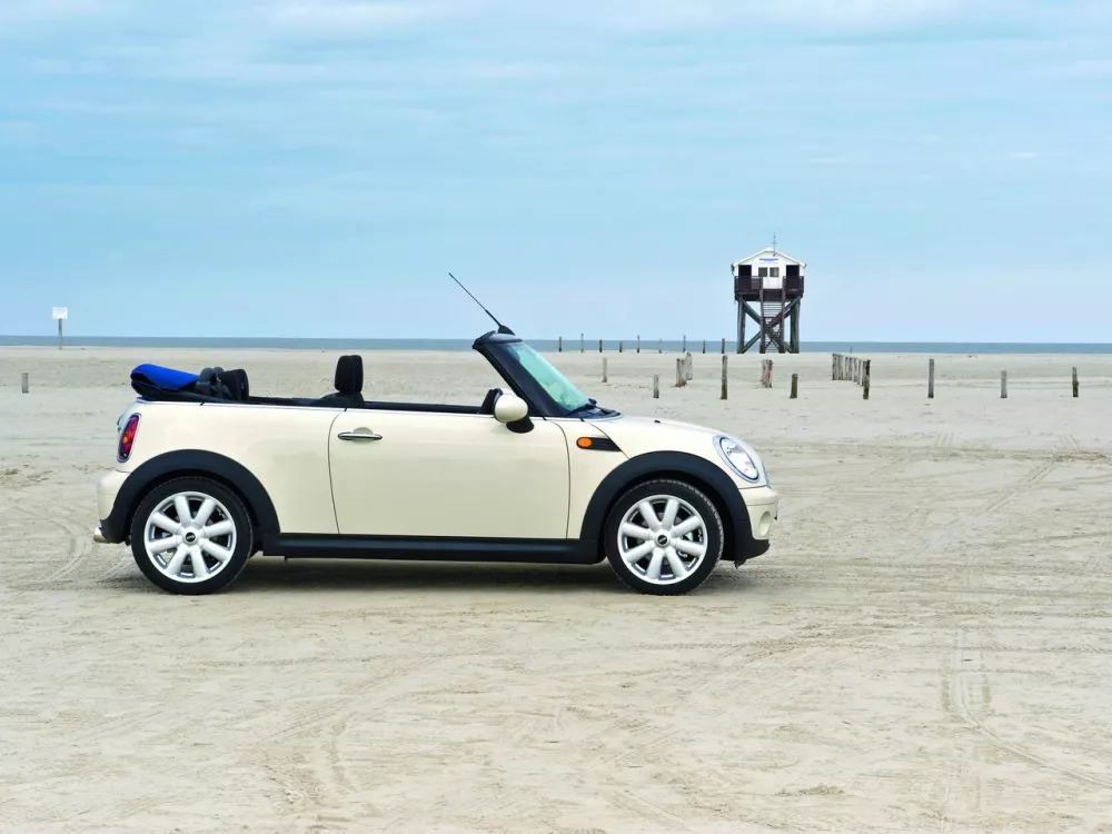 Автомобиль Mini Cabrio II Кабриолет