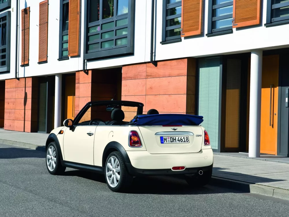 Автомобиль Mini Cabrio II Кабриолет