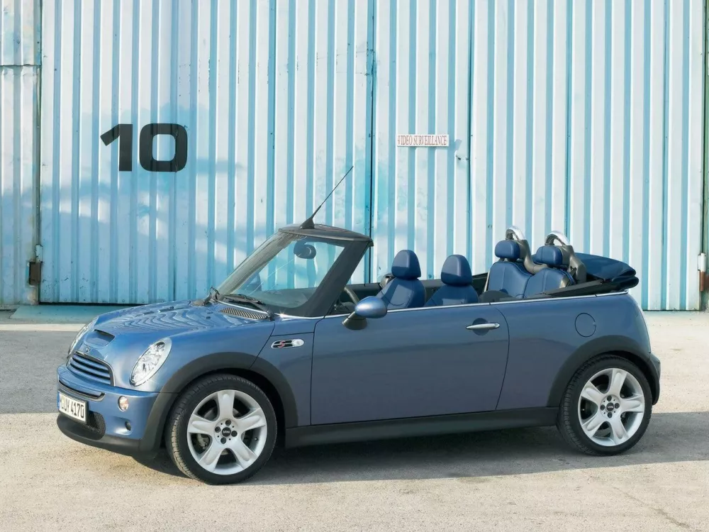Автомобиль Mini Cabrio I Кабриолет Cooper S