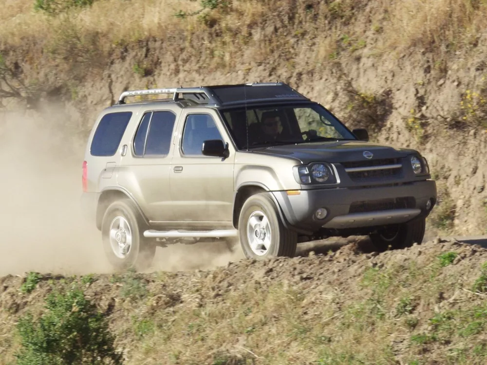 Автомобиль Nissan Xterra I Рестайлинг Внедорожник (5 дверей)