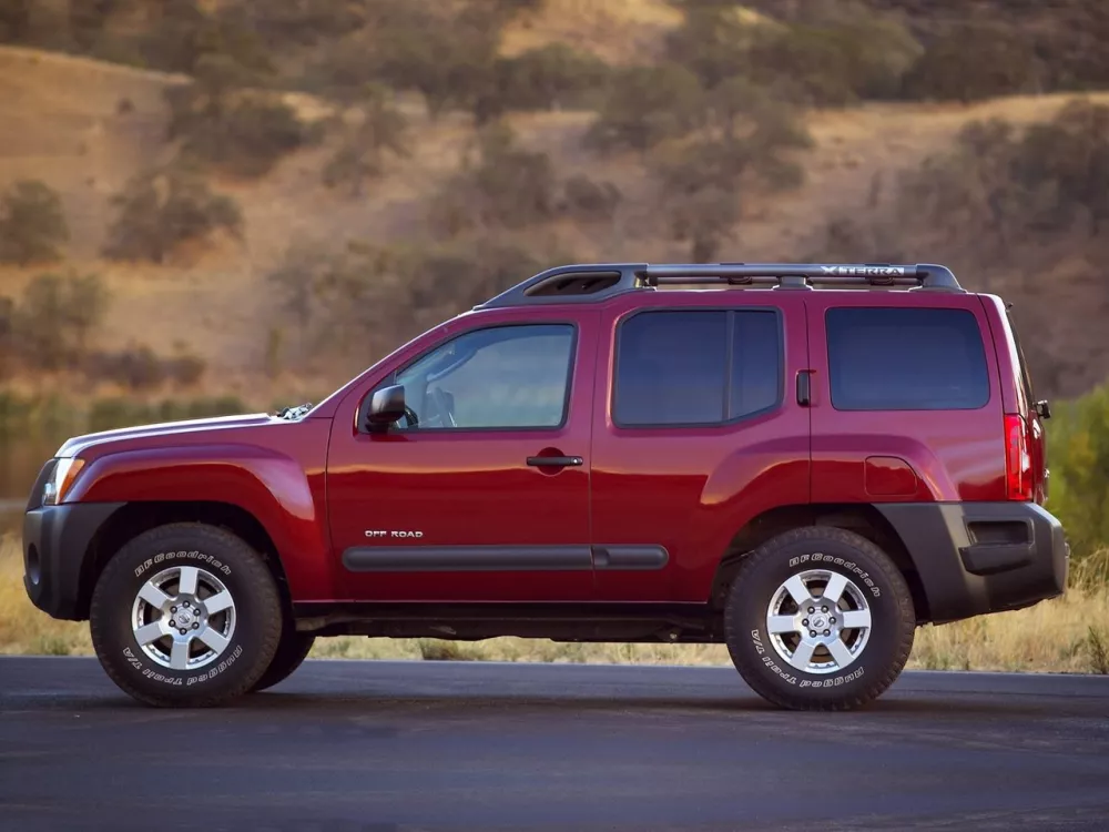 Автомобиль Nissan Xterra II Внедорожник (5 дверей)