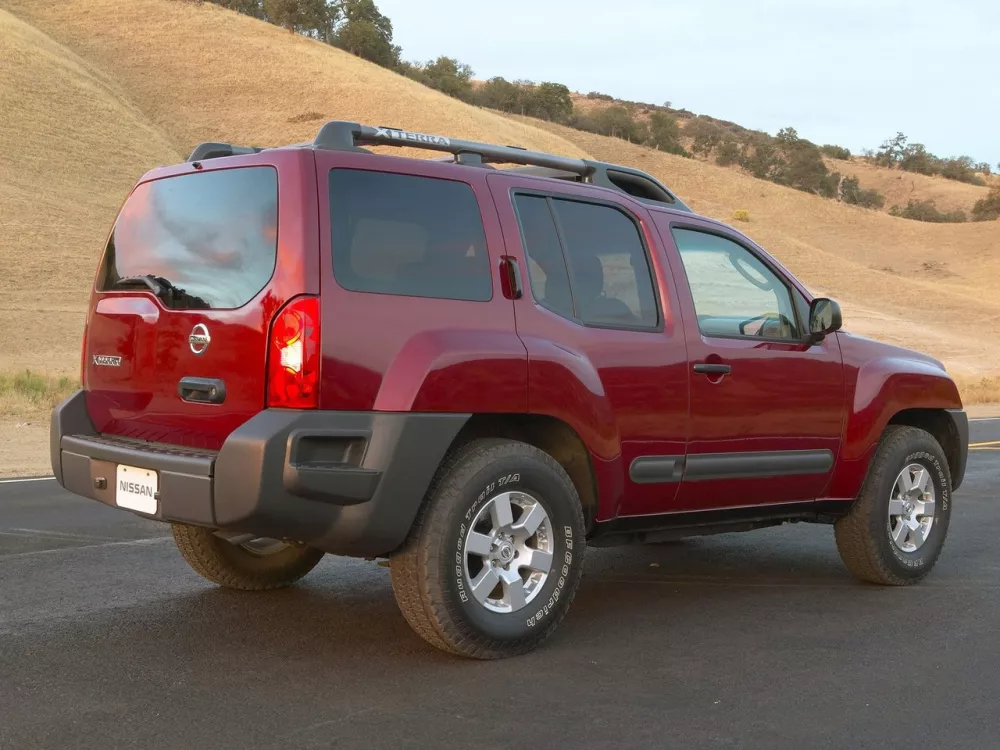 Автомобиль Nissan Xterra II Внедорожник (5 дверей)