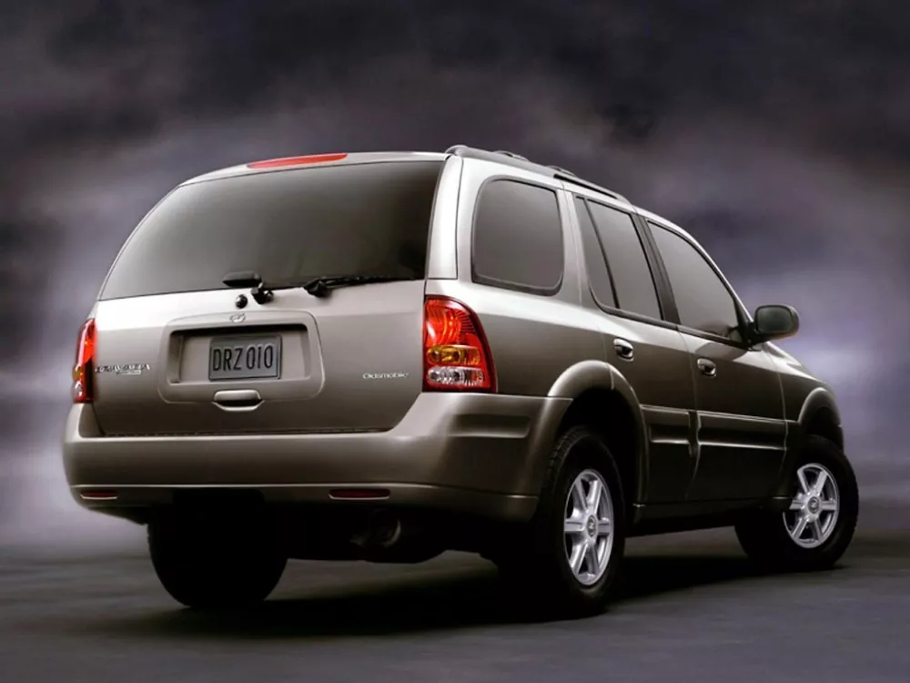 Автомобиль Oldsmobile Bravada III Внедорожник (5 дверей)