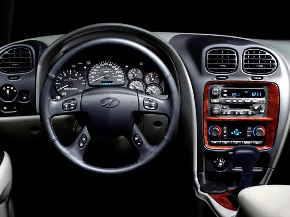 Автомобиль Oldsmobile Bravada III Внедорожник (5 дверей)