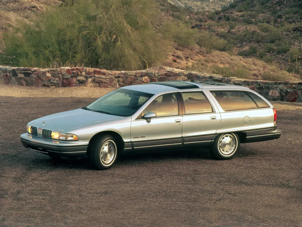 Автомобиль Oldsmobile Custom Cruiser III Универсал (5 дверей)
