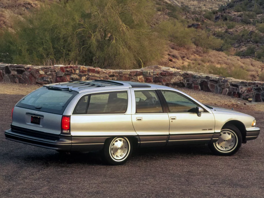 Автомобиль Oldsmobile Custom Cruiser III Универсал (5 дверей)