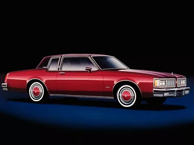Автомобиль Oldsmobile Eighty-Eight VIII Купе