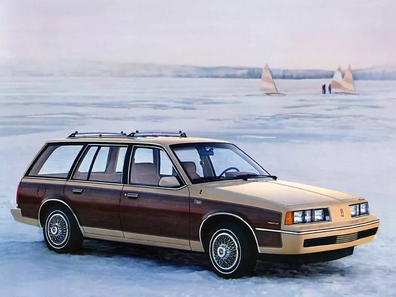 Автомобиль Oldsmobile Firenza I Универсал (5 дверей)