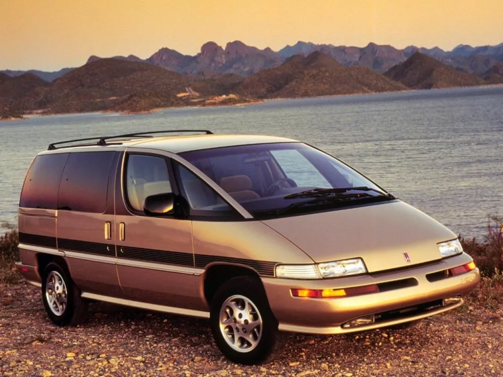 Автомобиль Oldsmobile Silhouette I Минивэн