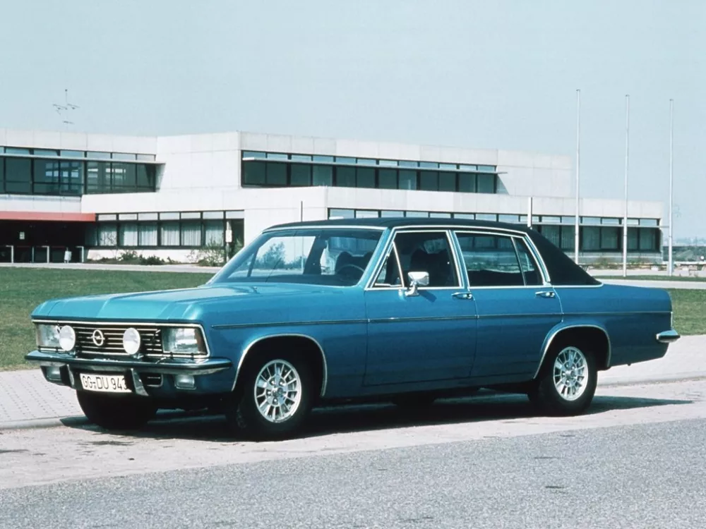 Автомобиль Opel Admiral B Седан