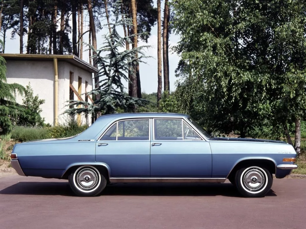 Автомобиль Opel Admiral A Седан