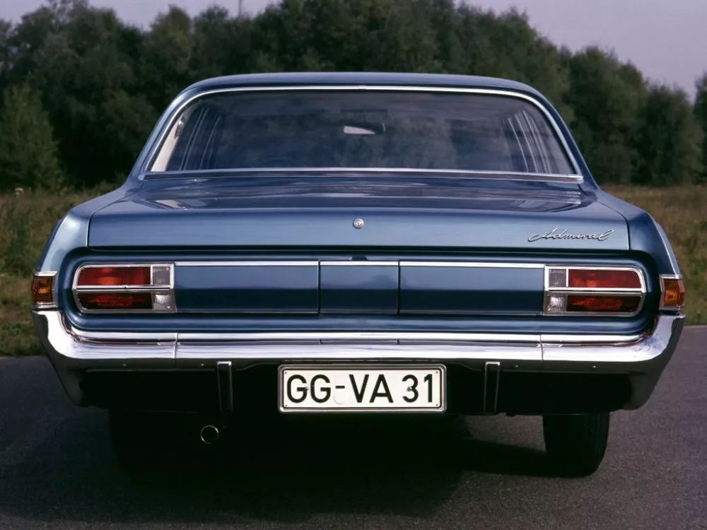 Автомобиль Opel Admiral A Седан