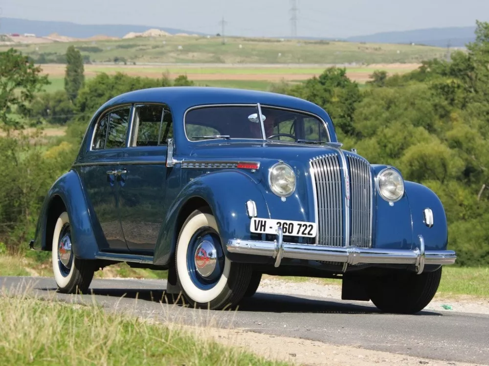 Автомобиль Opel Admiral '37 Седан