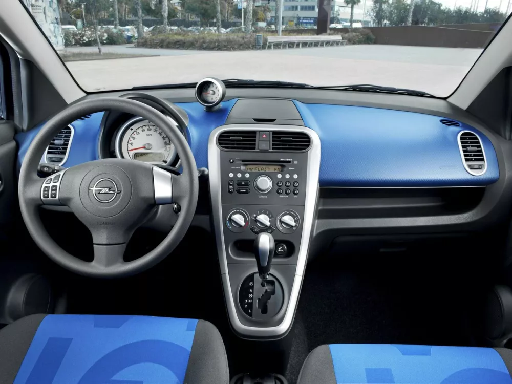 Автомобиль Opel Agila B Хэтчбек (5 дверей)