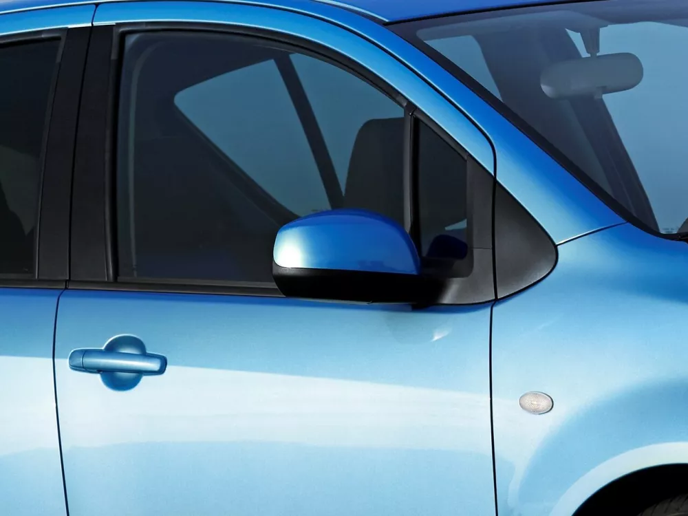 Автомобиль Opel Agila B Хэтчбек (5 дверей)