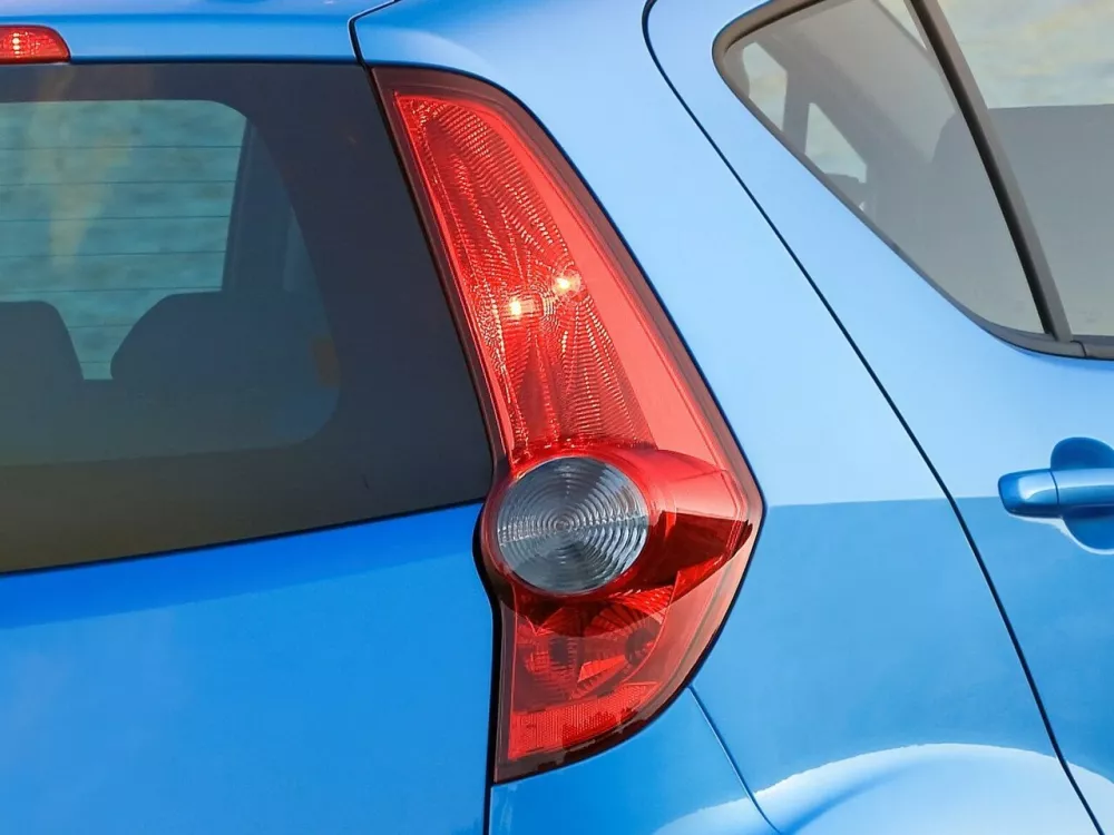 Автомобиль Opel Agila B Хэтчбек (5 дверей)