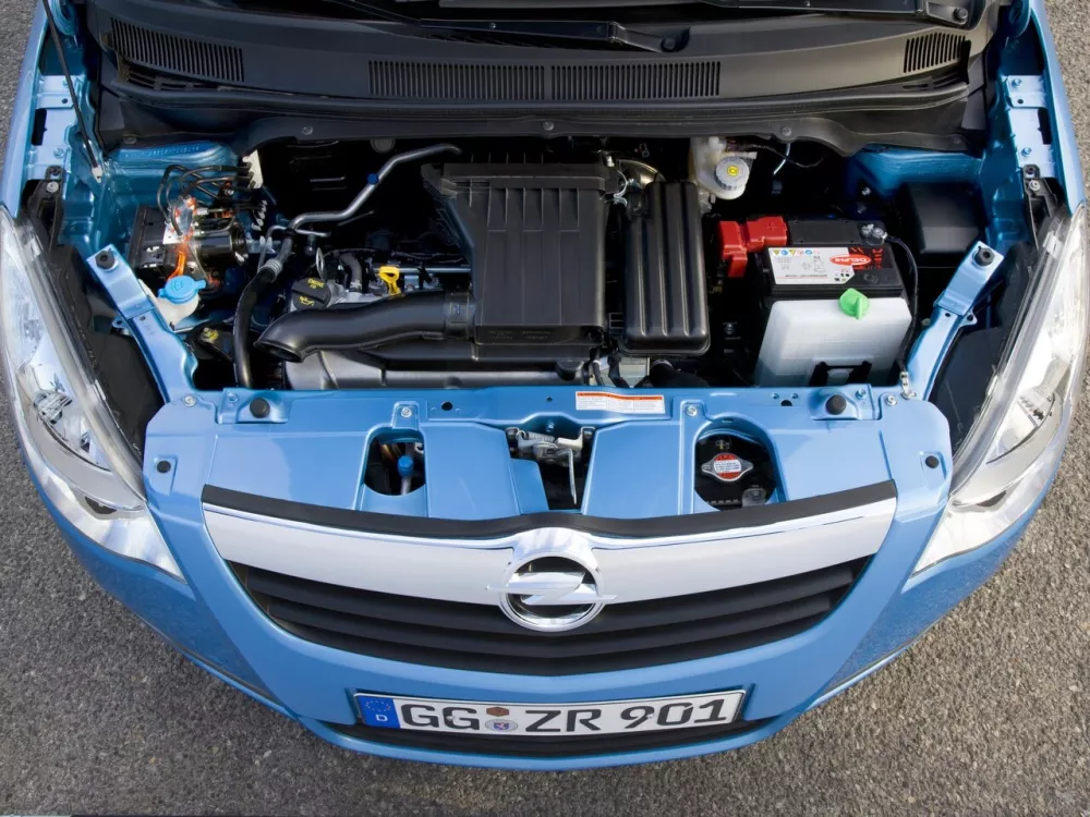 Автомобиль Opel Agila B Хэтчбек (5 дверей)