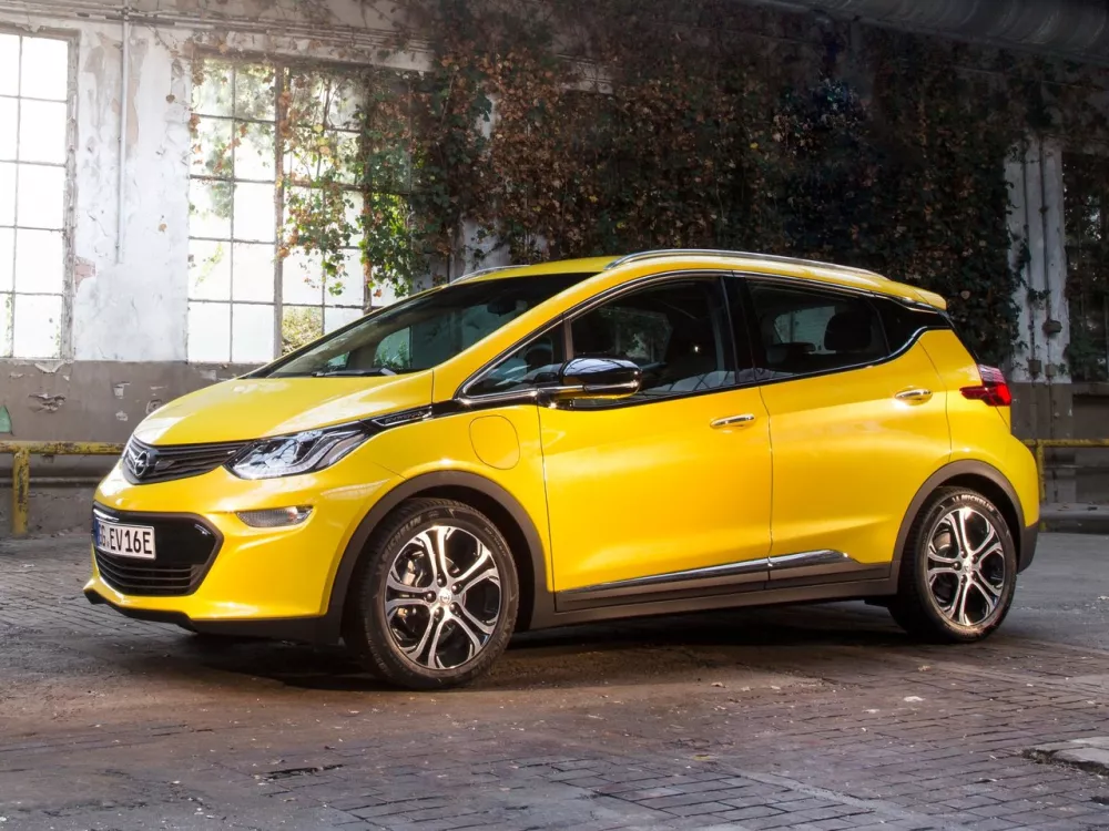 Автомобиль Opel Ampera II Хэтчбек (5 дверей)