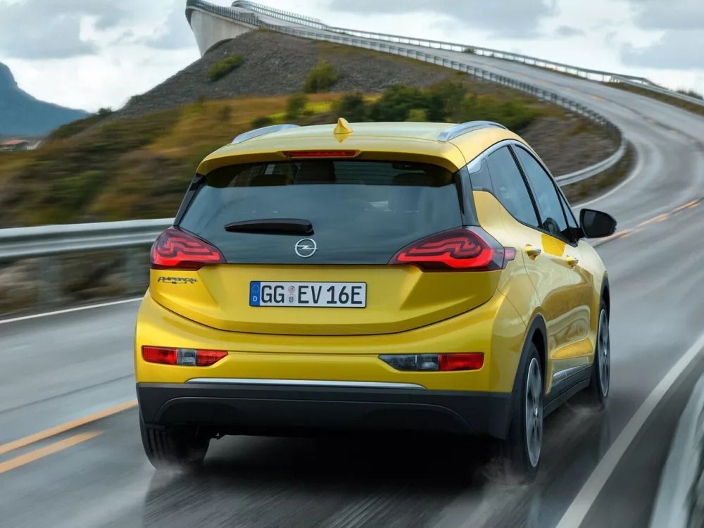 Автомобиль Opel Ampera II Хэтчбек (5 дверей)