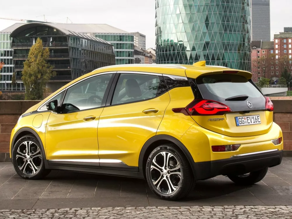 Автомобиль Opel Ampera II Хэтчбек (5 дверей)