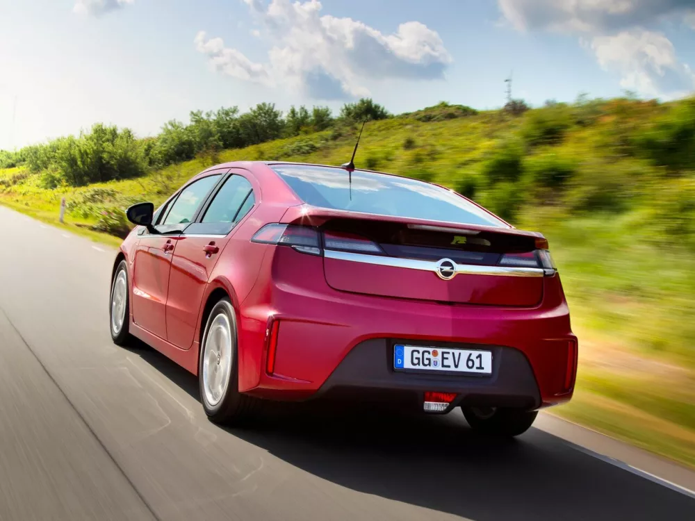 Автомобиль Opel Ampera I Хэтчбек (5 дверей)