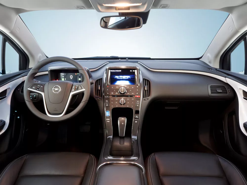 Автомобиль Opel Ampera I Хэтчбек (5 дверей)