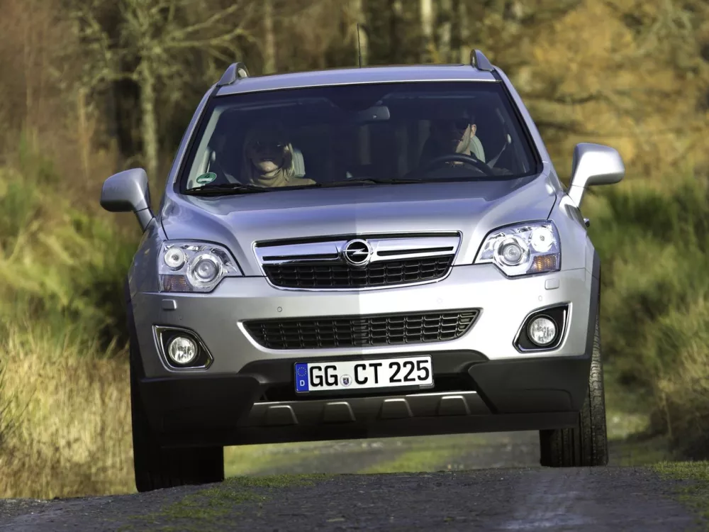 Автомобиль Opel Antara I Рестайлинг Внедорожник (5 дверей)