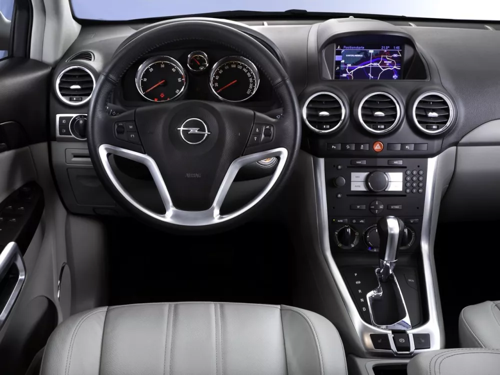 Автомобиль Opel Antara I Рестайлинг Внедорожник (5 дверей)