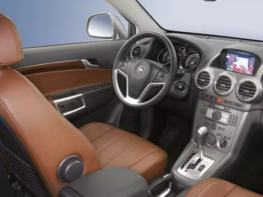 Автомобиль Opel Antara I Внедорожник (5 дверей)