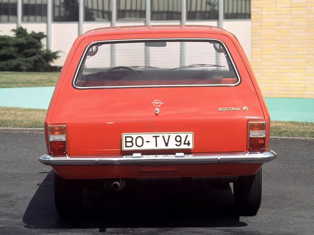 Автомобиль Opel Ascona A Универсал (3 двери)