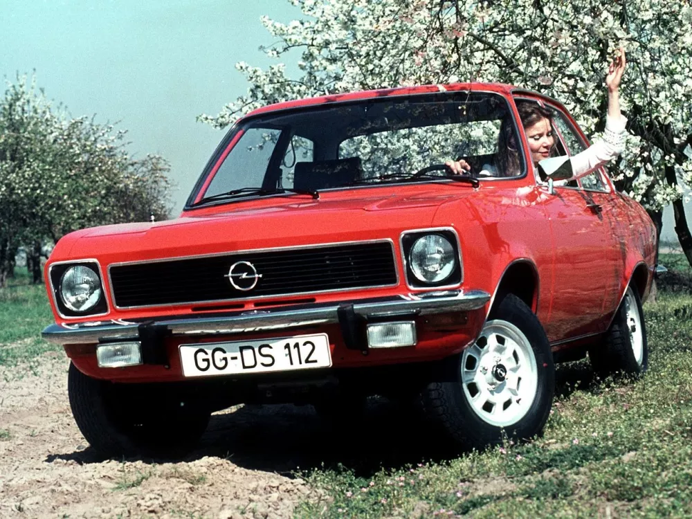 Автомобиль Opel Ascona A Купе