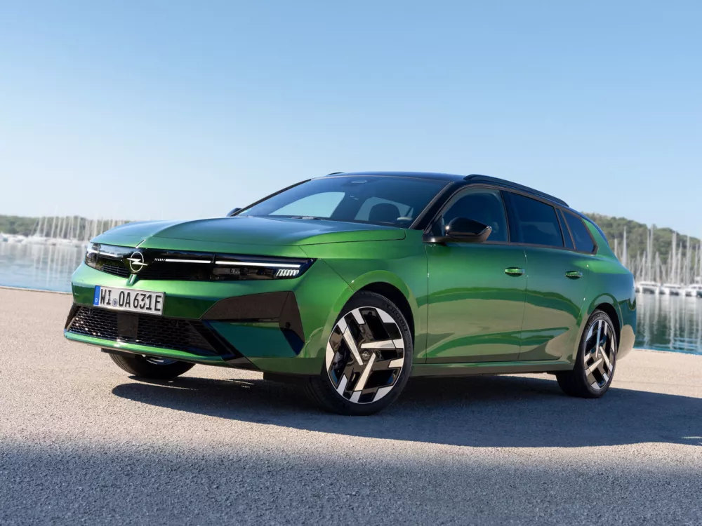 Автомобиль Opel Astra L Рестайлинг Универсал (5 дверей)