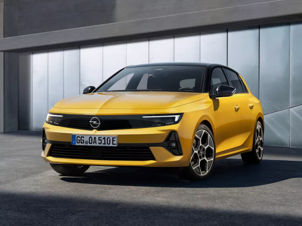 Автомобиль Opel Astra L Хэтчбек (5 дверей)